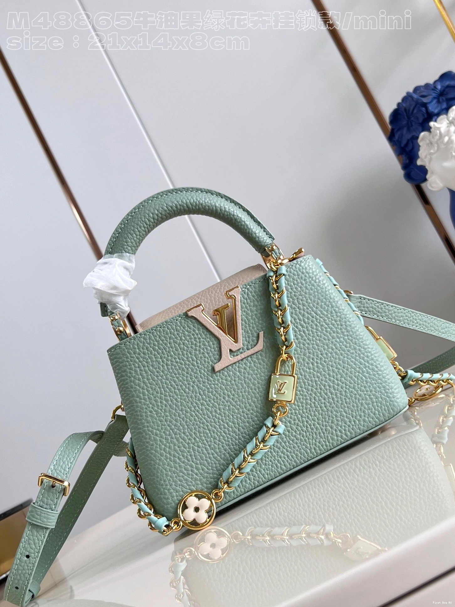 First bags ru reviews LOUIS MINI-21*14*8CM VUITTON CAPUCINES 0713